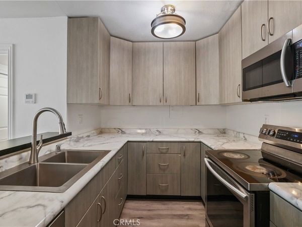 23515 Lyons, Unit 281, Valencia, CA 91355