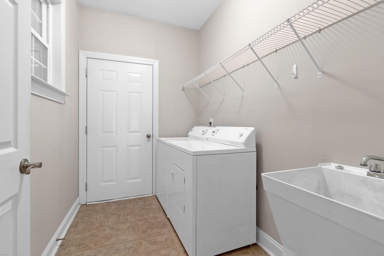 2676 Hanford Mills Lane Photo 24