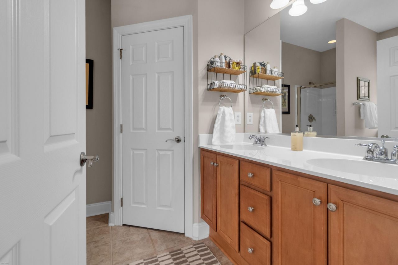 2676 Hanford Mills Lane Photo 28