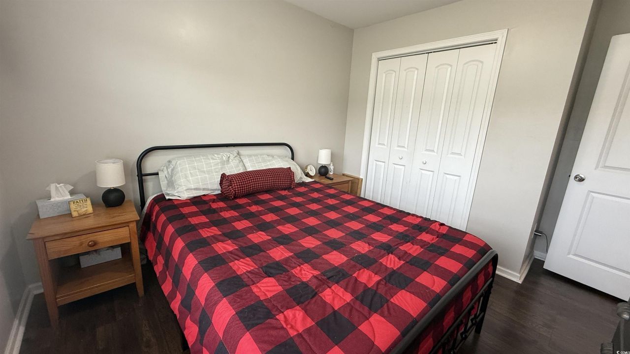 1879 Ackerrose Dr. Photo 17