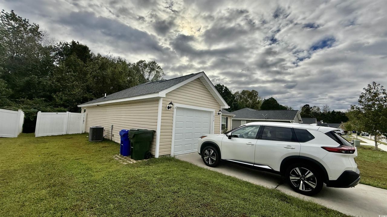 1879 Ackerrose Dr. Photo 26