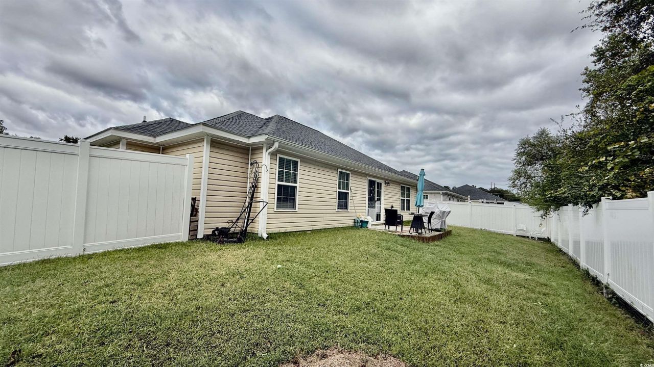 1879 Ackerrose Dr. Photo 27