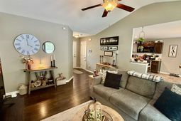 1879 Ackerrose Dr. photo 4