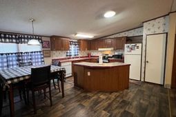 1159 Challenger Court photo 4