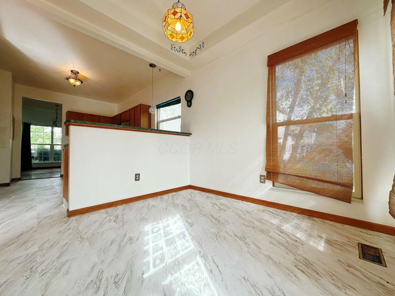 7568 Park Bend Court, Westerville, OH 43082 Photo 8