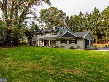 908 W WALNUT STREET, WORMLEYSBURG, PA 17043