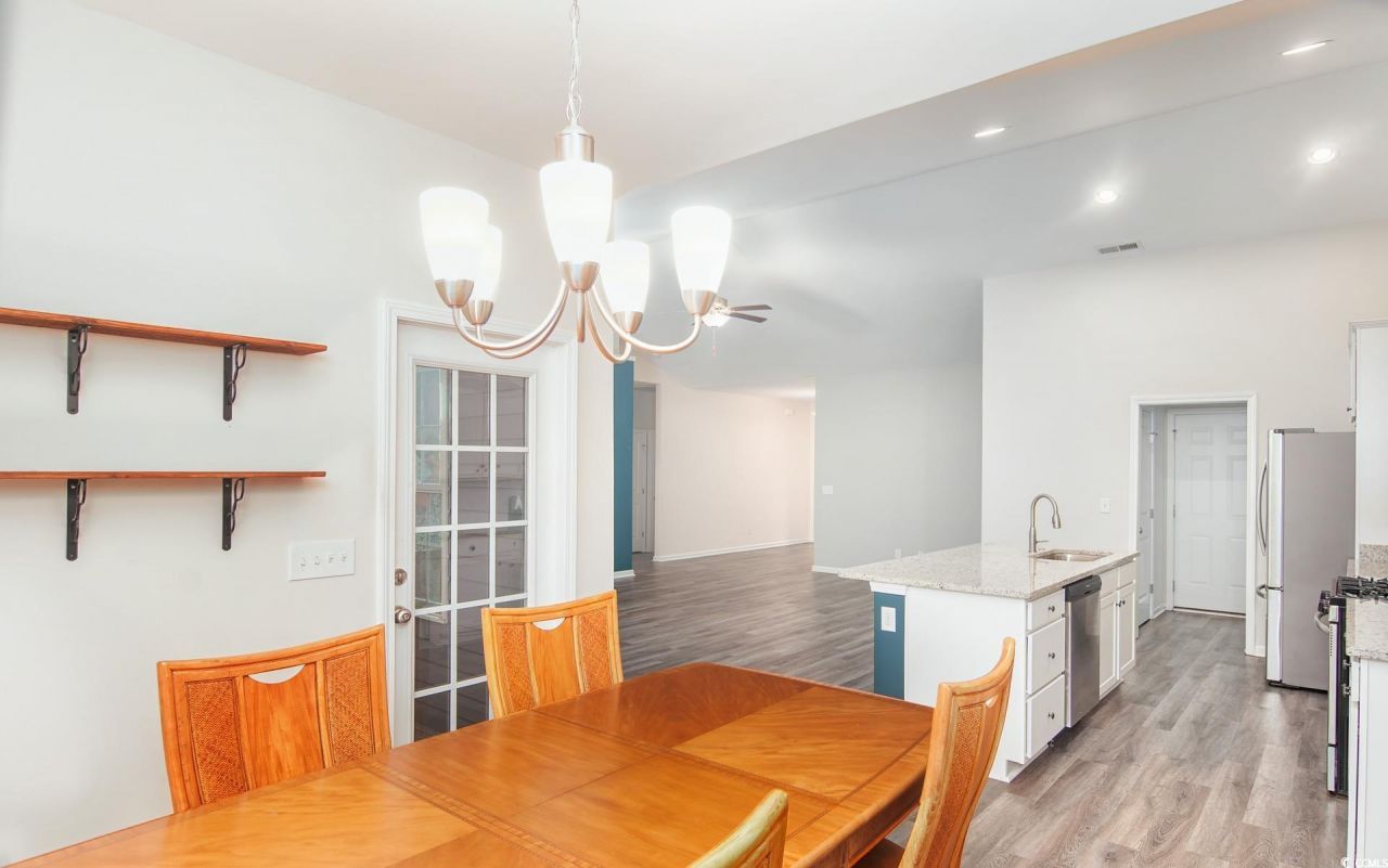 531 Charlton Blvd. Photo 11