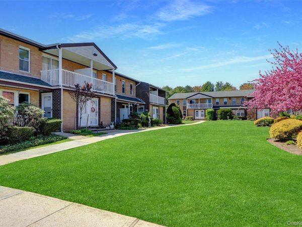 115 Artist Lake Drive, Middle Island, NY 11953