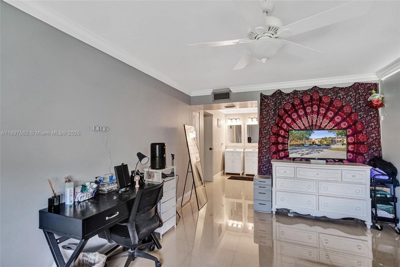 4314 NW 9th Ave, Unit 3-3D, Deerfield Beach, FL 33064 Photo