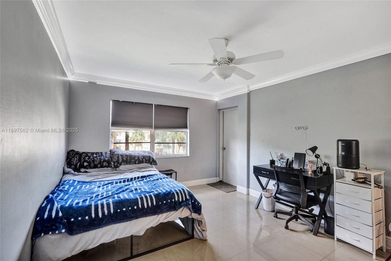 4314 NW 9th Ave, Unit 3-3D, Deerfield Beach, FL 33064 Photo