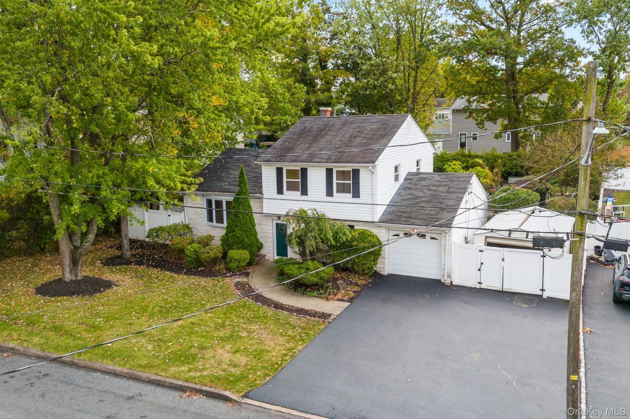 3 Hollis Street, Orangeburg, NY 10962 Main Photo