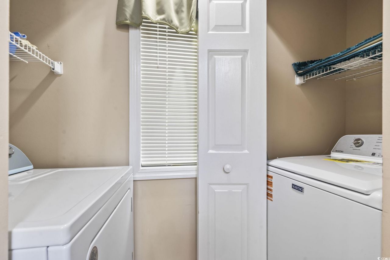 553 White River Dr. Photo 10