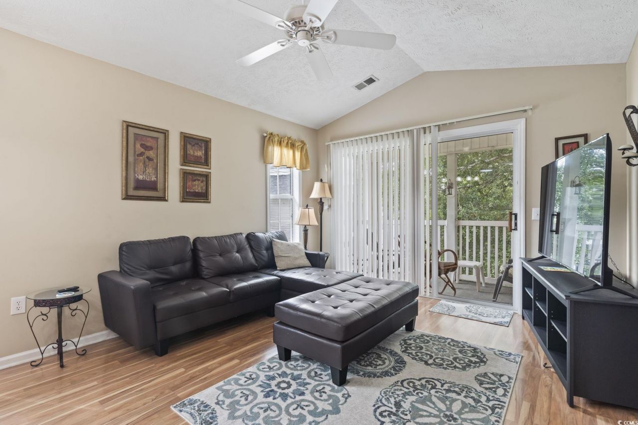 553 White River Dr. Photo 15