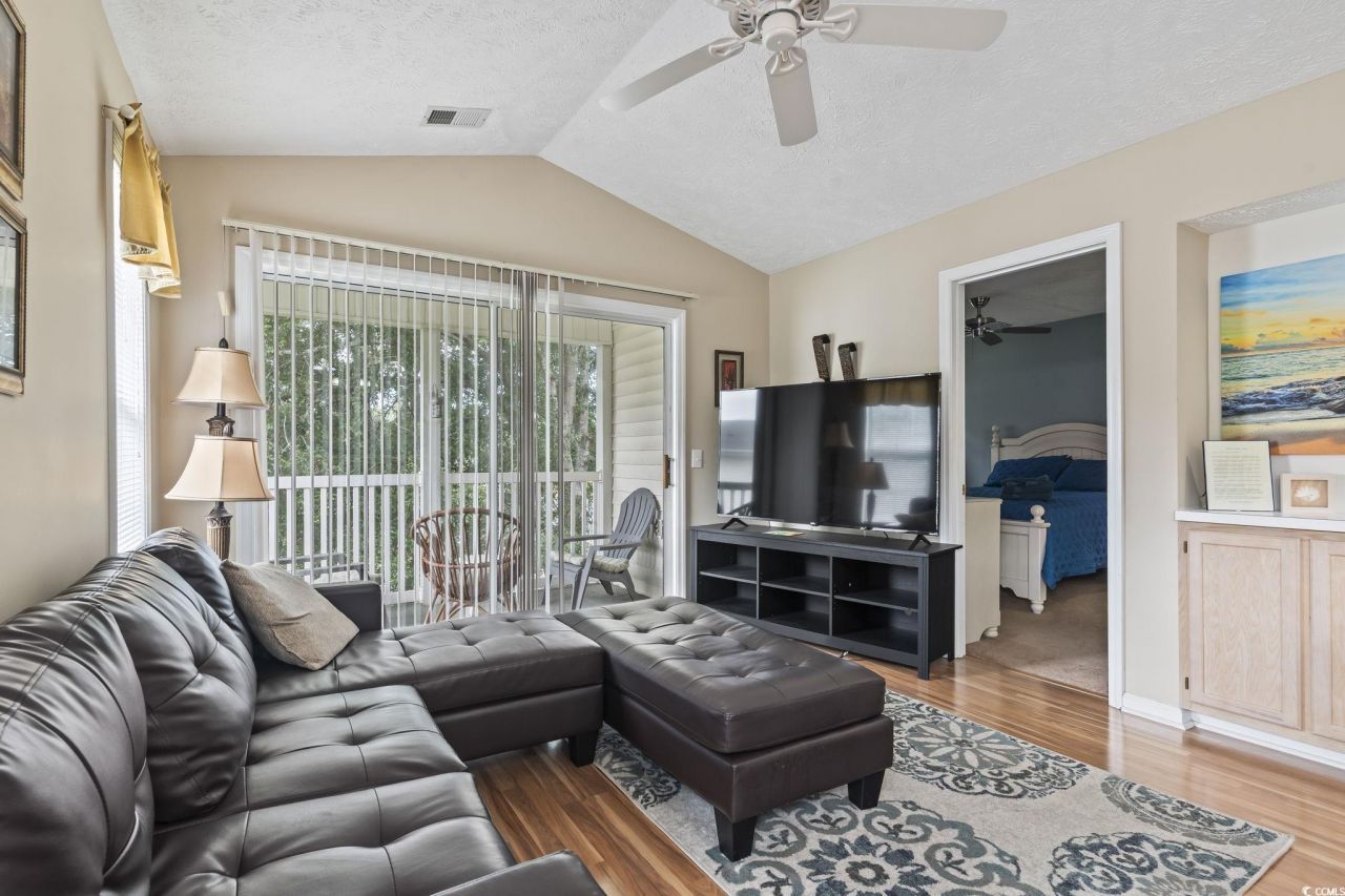 553 White River Dr. Photo 18