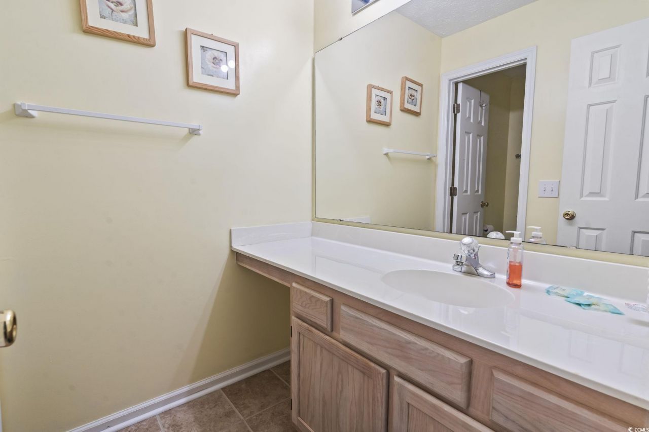 553 White River Dr. Photo 26