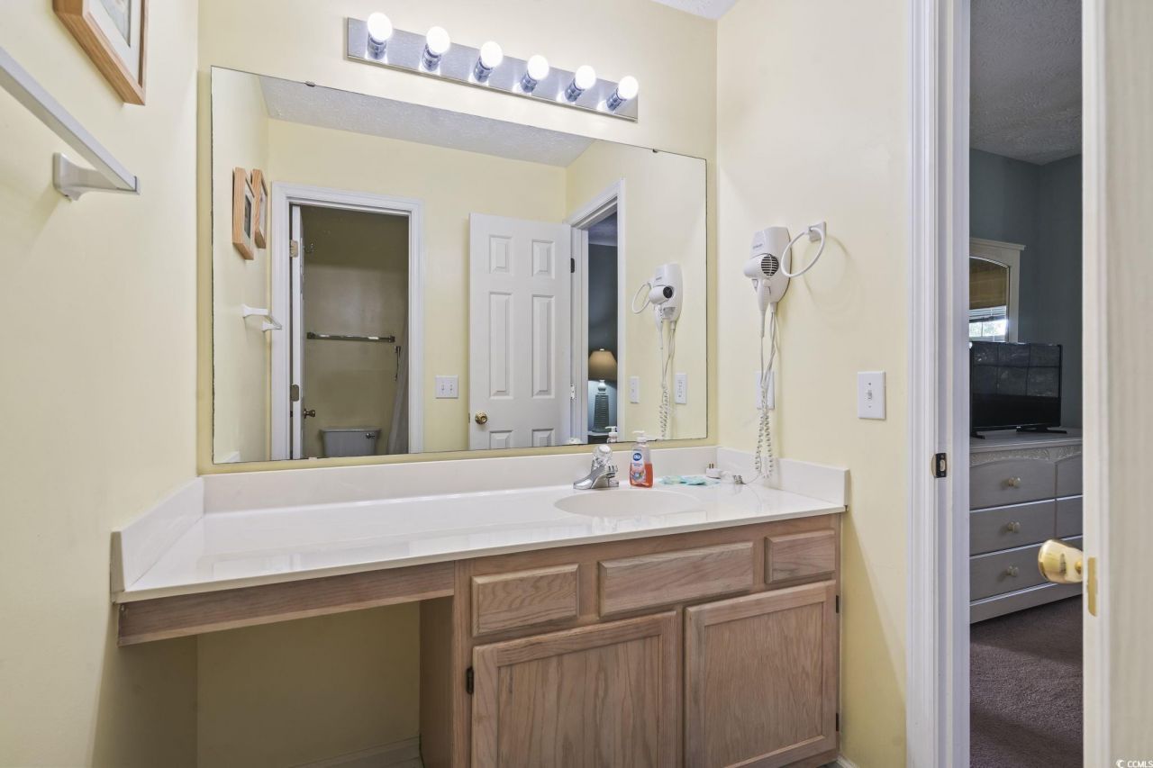 553 White River Dr. Photo 28