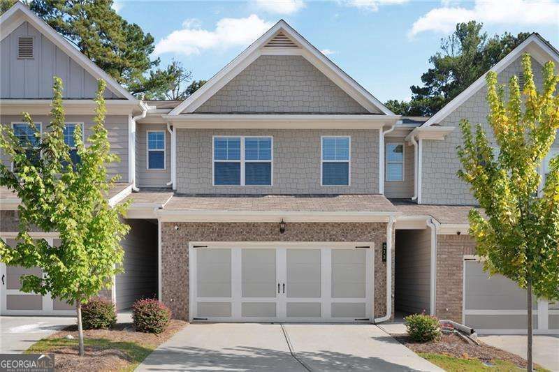 213 Yellowwood Way, Woodstock, GA 30188 Main Photo