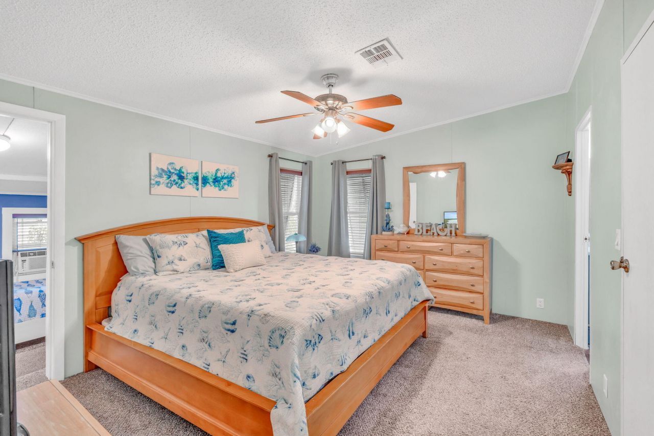 91 Sirius Lane, Geiger, FL 33040 Photo