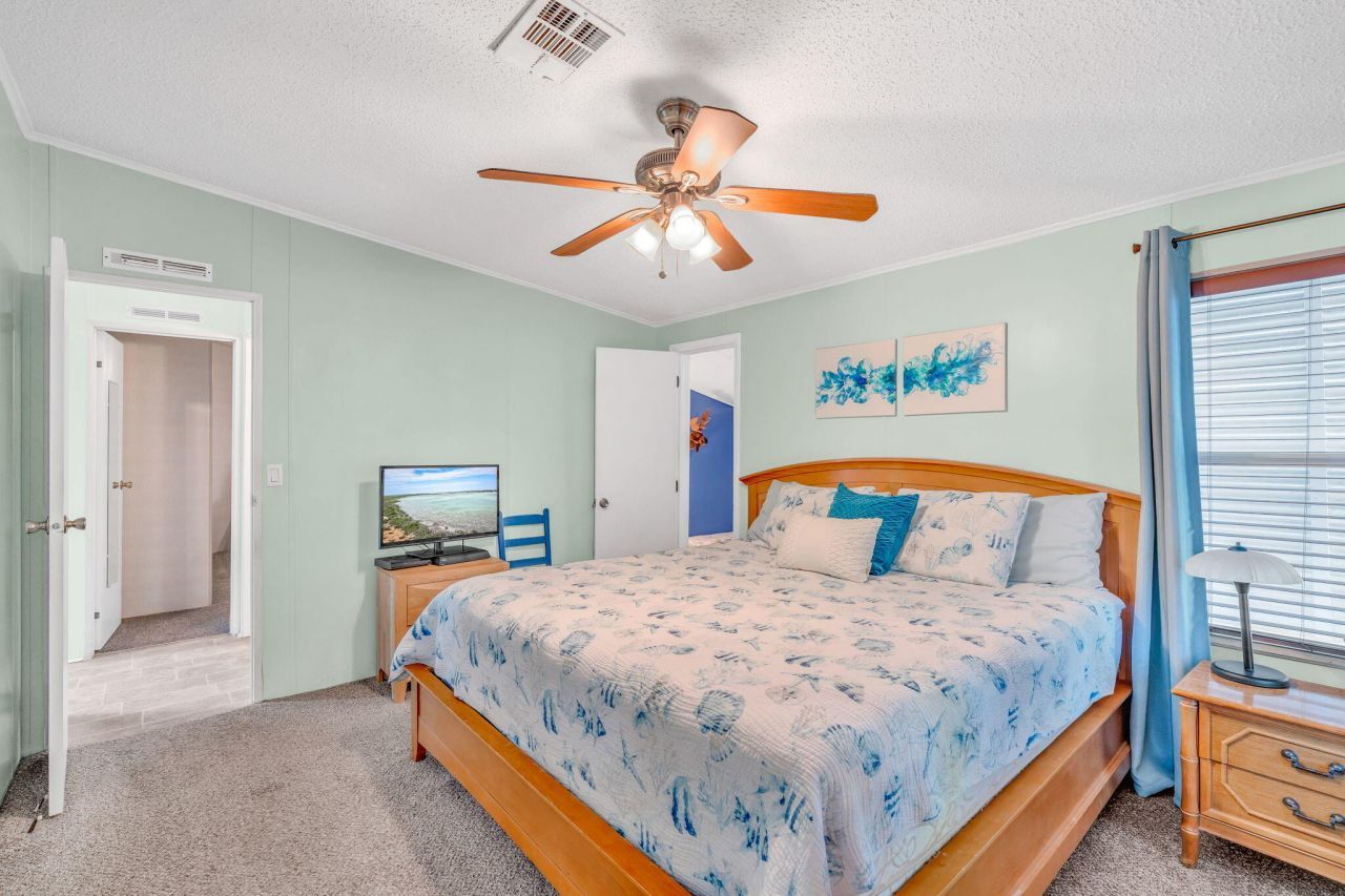 91 Sirius Lane, Geiger, FL 33040 Photo