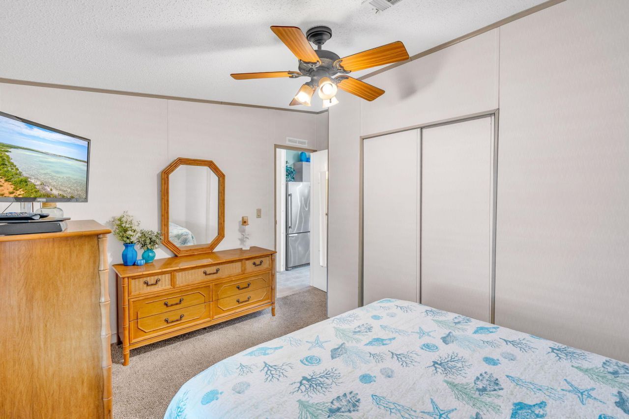 91 Sirius Lane, Geiger, FL 33040 Photo