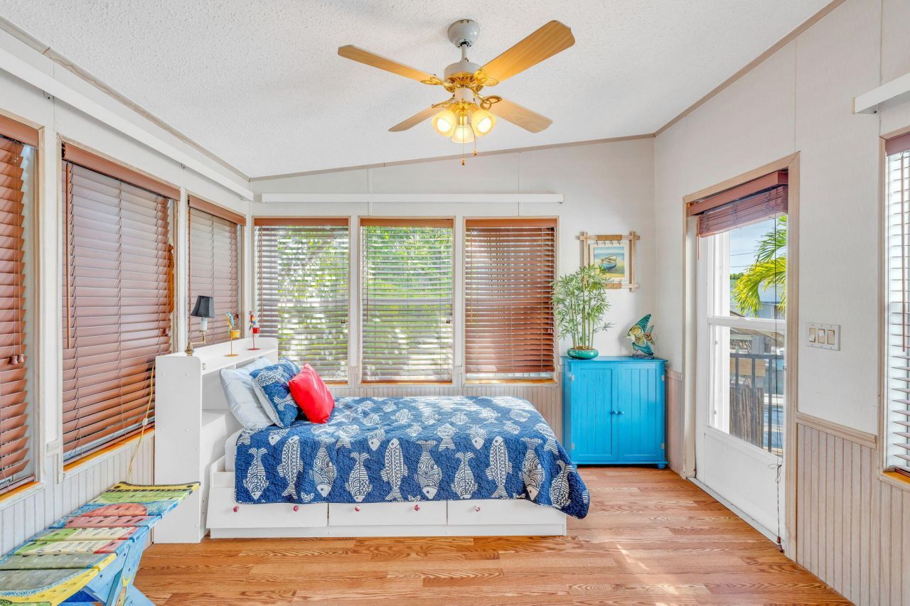 91 Sirius Lane, Geiger, FL 33040 Photo