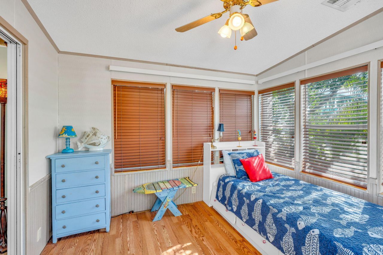 91 Sirius Lane, Geiger, FL 33040 Photo