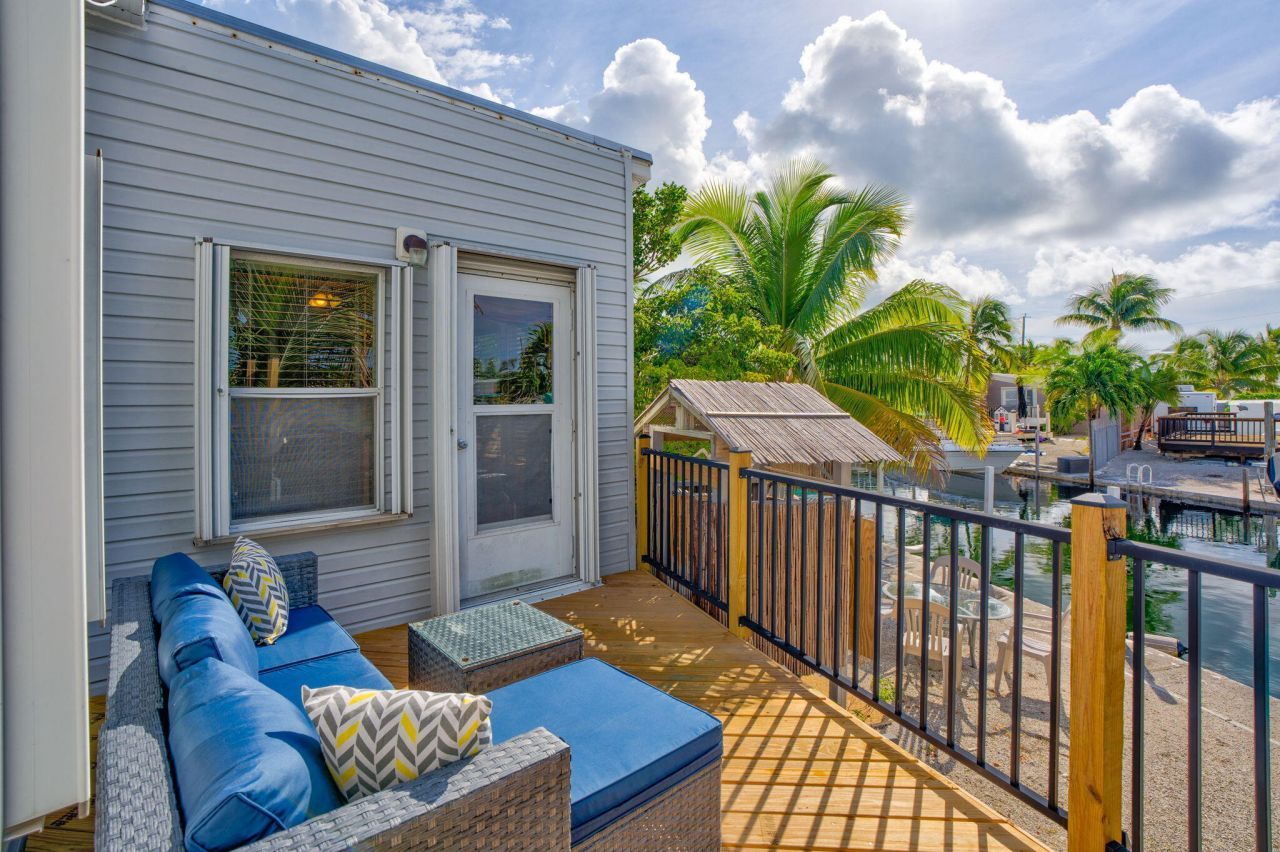 91 Sirius Lane, Geiger, FL 33040 Photo