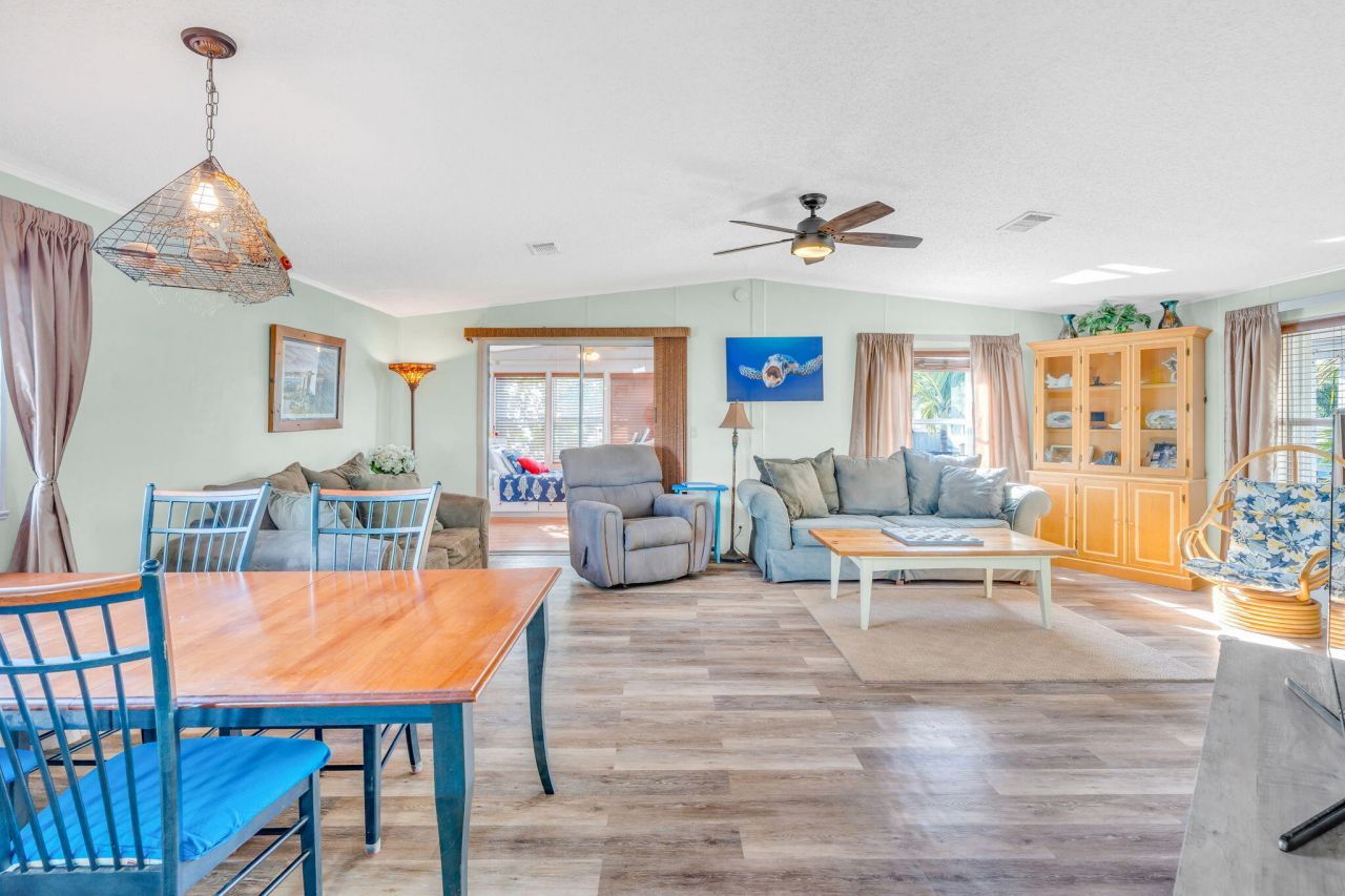 91 Sirius Lane, Geiger, FL 33040 Photo