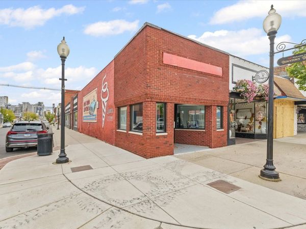 57 N Vermilion Street, Danville, IL 61832