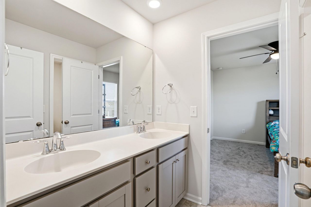 205 Country Gate Lane Photo 21