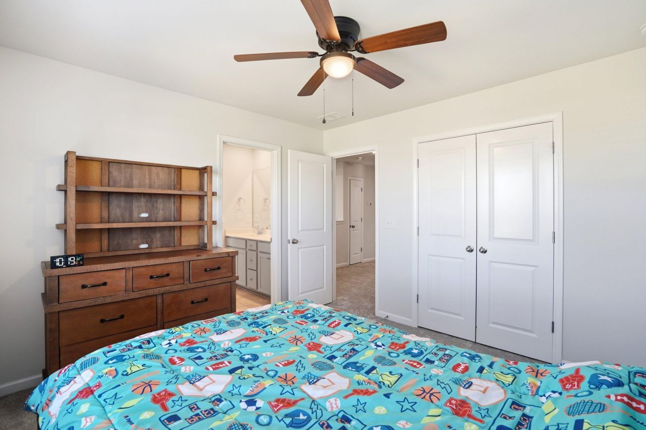 205 Country Gate Lane Photo 22