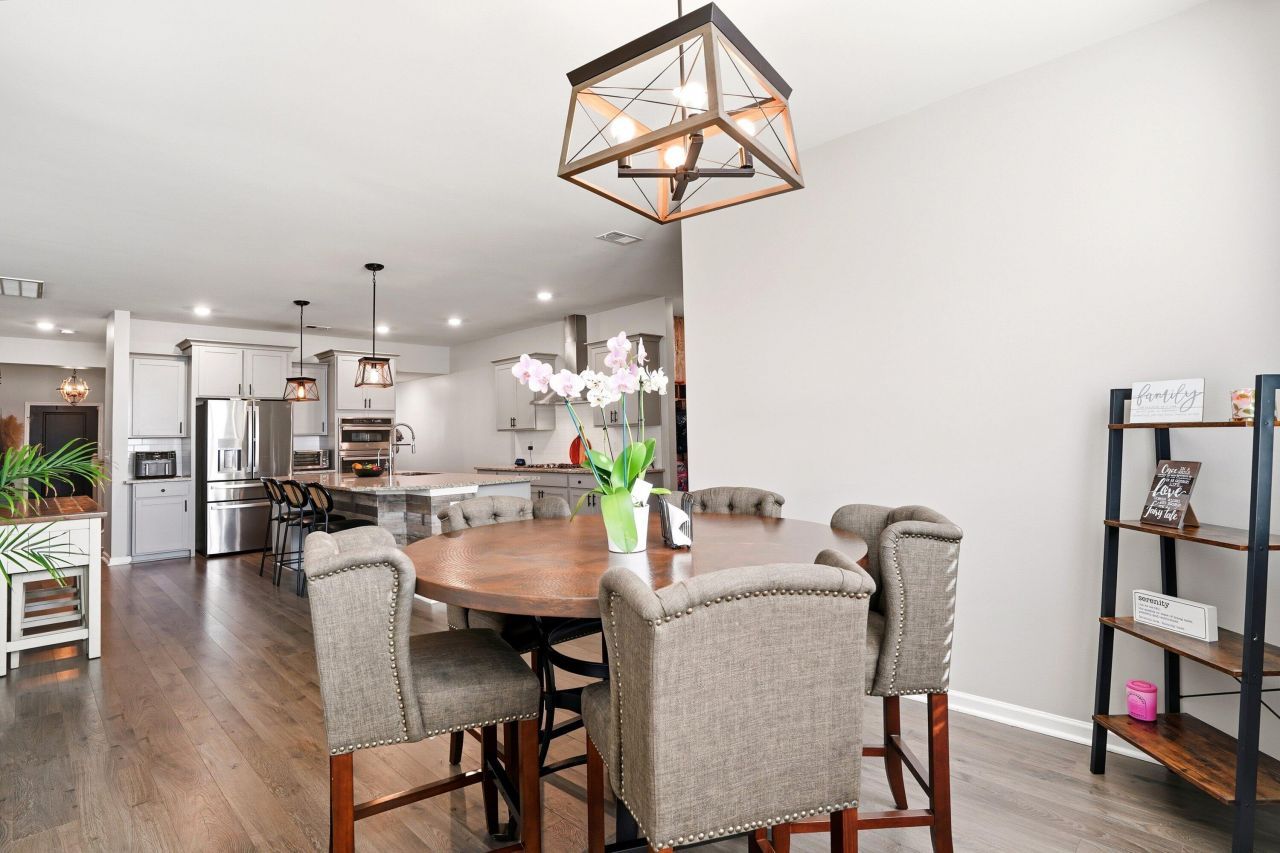 205 Country Gate Lane Photo 9