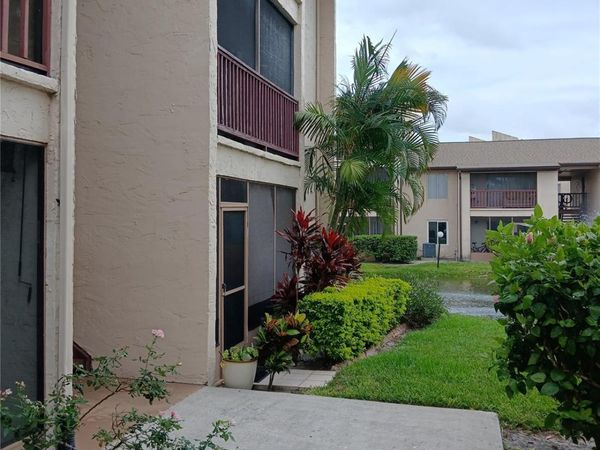 8602 CHAMPLAIN, Unit 87, TAMPA, FL 33614