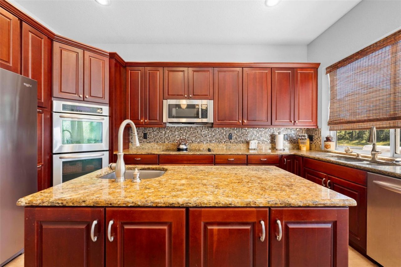 11200 Woodland Waters Boulevard, Weeki Wachee, FL 34613 Photo