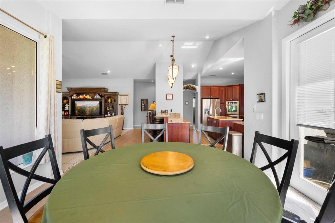 11200 Woodland Waters Boulevard, Weeki Wachee, FL 34613 Photo