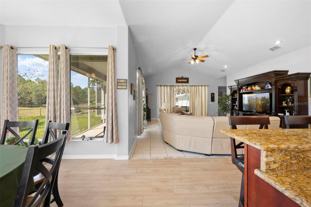 11200 Woodland Waters Boulevard, Weeki Wachee, FL 34613 Photo