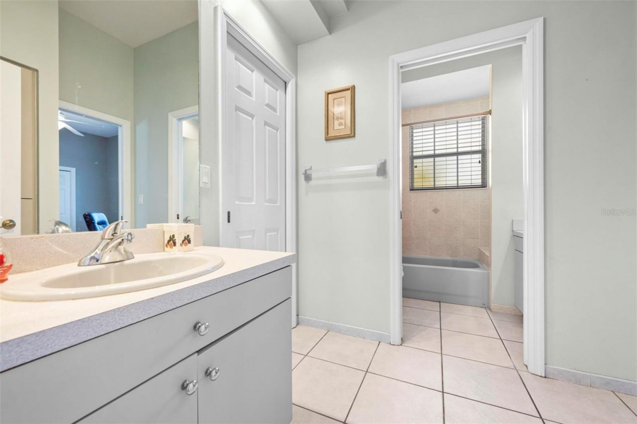 11200 Woodland Waters Boulevard, Weeki Wachee, FL 34613 Photo