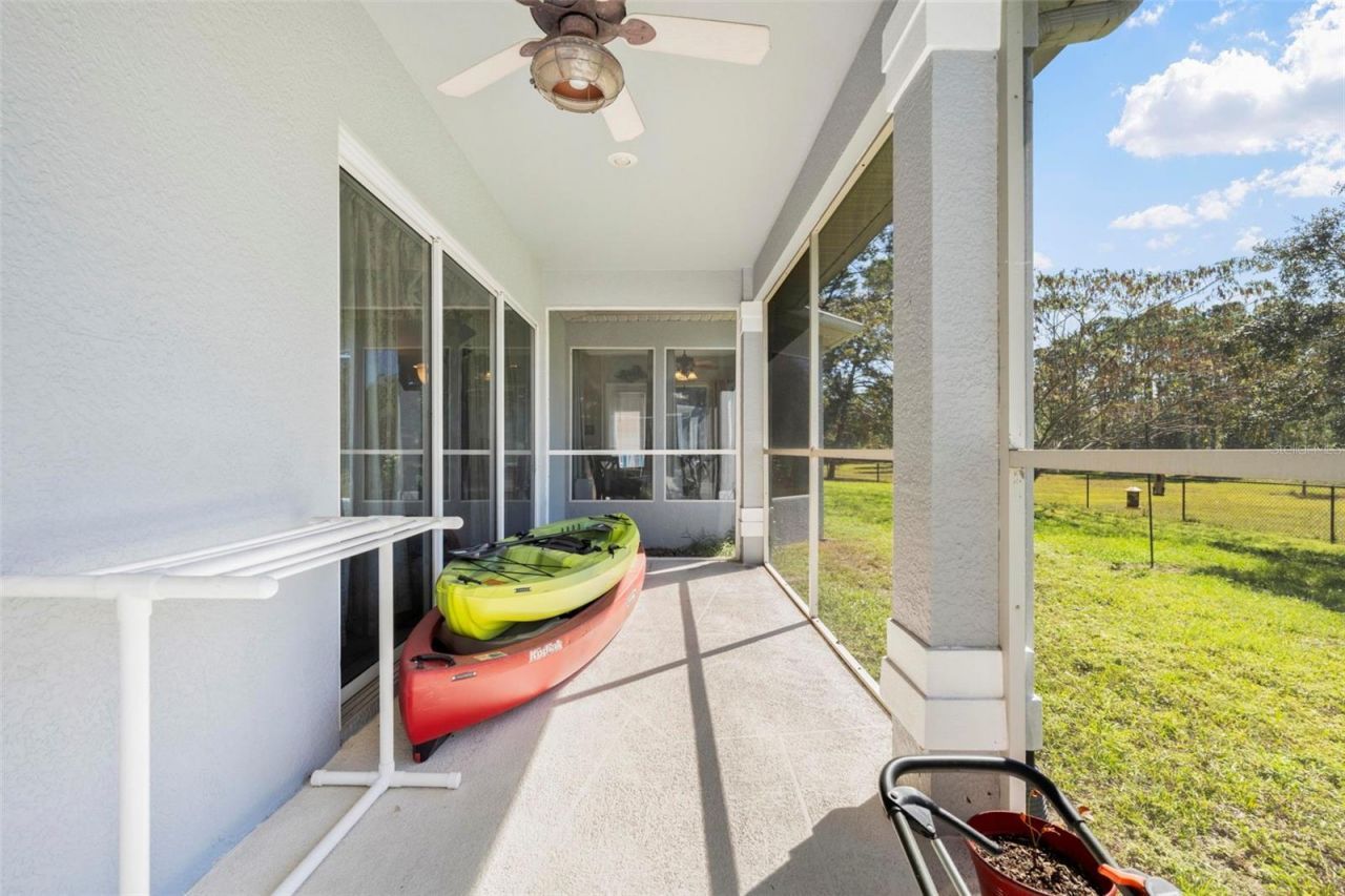 11200 Woodland Waters Boulevard, Weeki Wachee, FL 34613 Photo