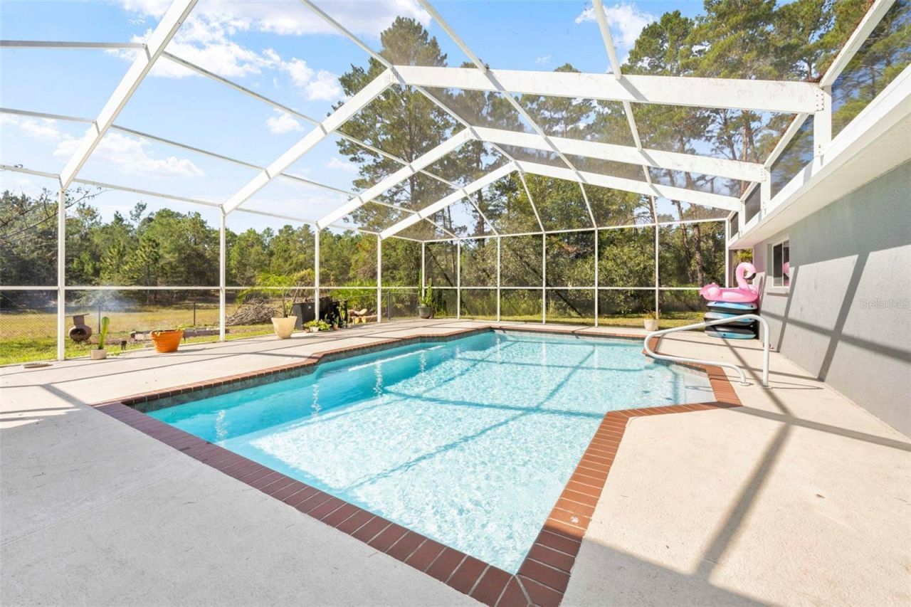 11200 Woodland Waters Boulevard, Weeki Wachee, FL 34613 Photo