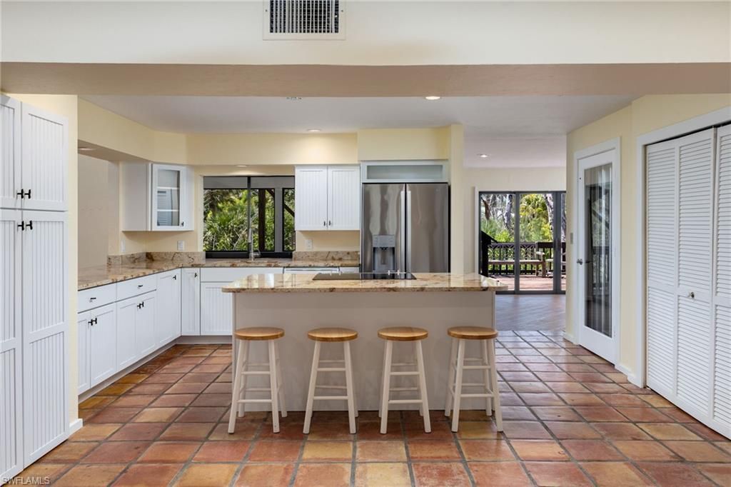 1345 Junonia St , Sanibel, FL 33957 Photo