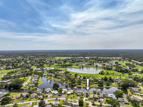 13793 Whispering Lakes Lane, Palm Beach Gardens, FL 33418