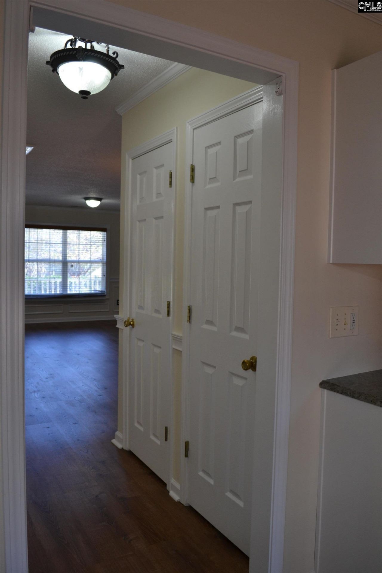 359 Fox Squirrel Circle Photo 10