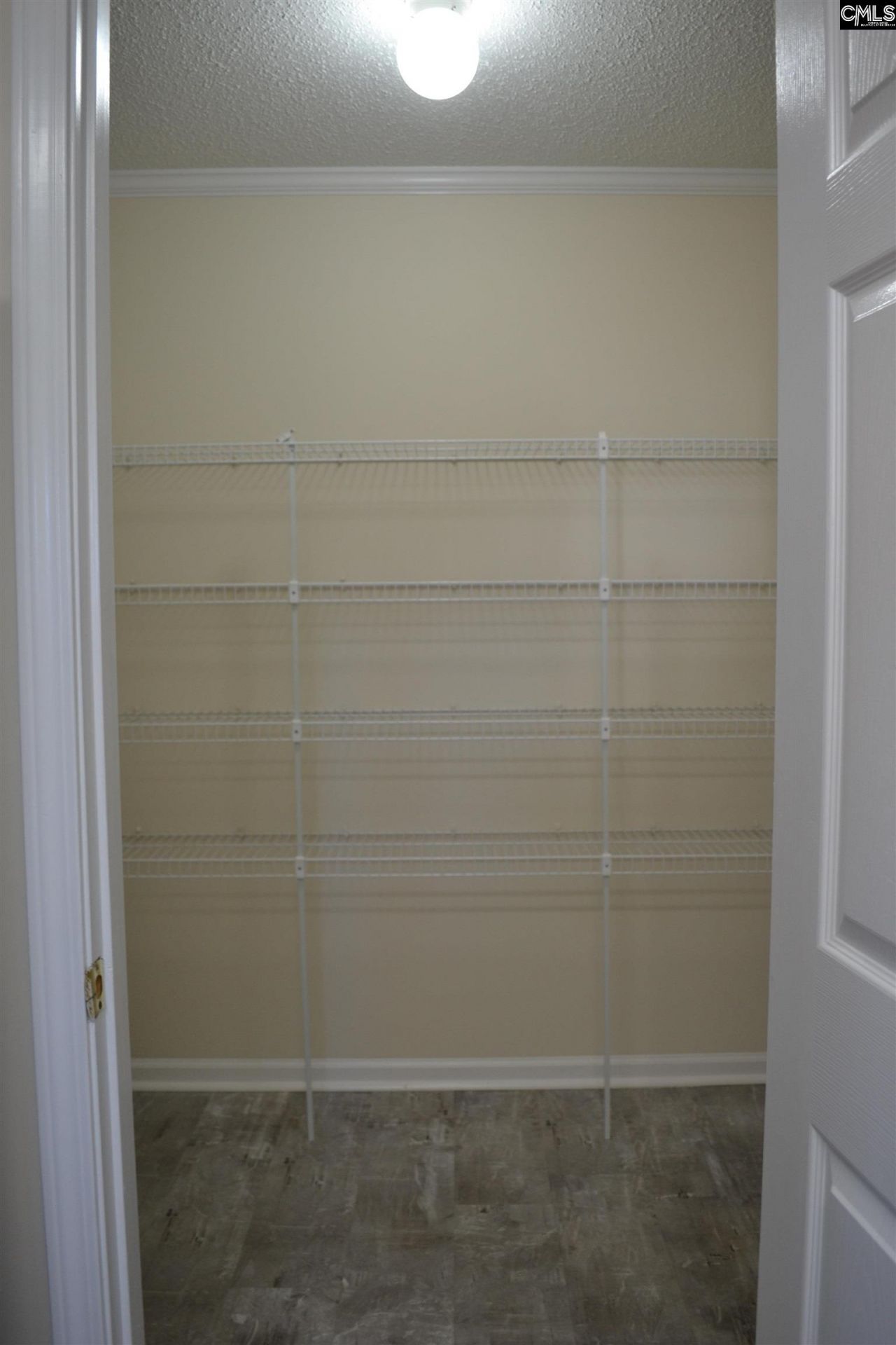 359 Fox Squirrel Circle Photo 11