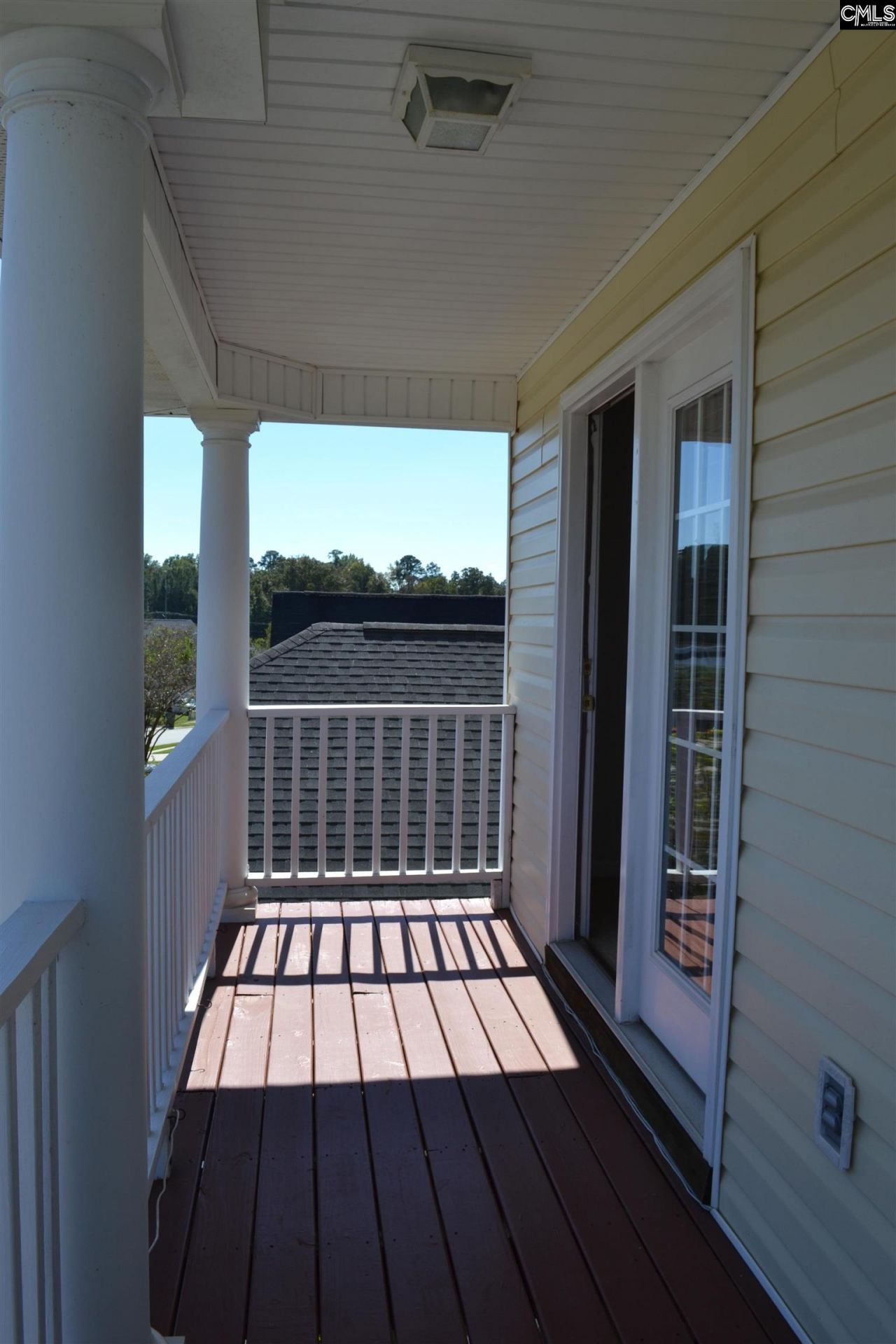 359 Fox Squirrel Circle Photo 23