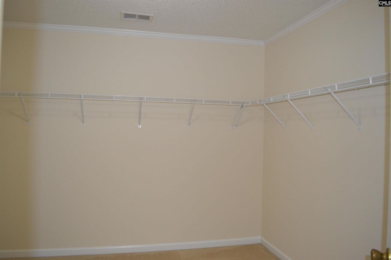 359 Fox Squirrel Circle Photo 38