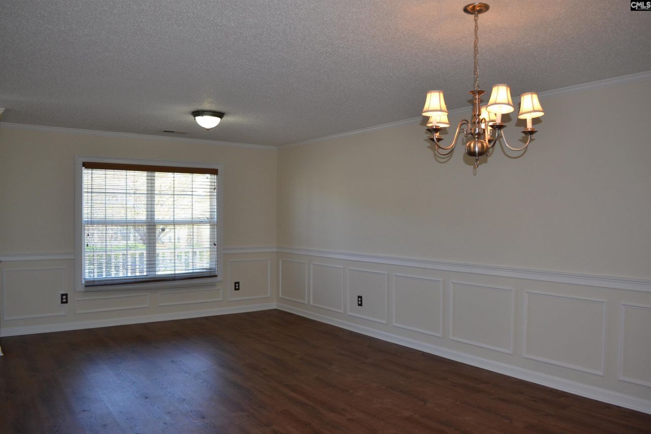 359 Fox Squirrel Circle Photo 7