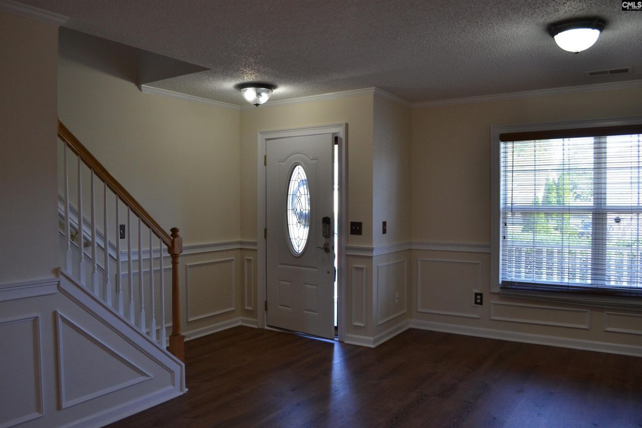 359 Fox Squirrel Circle Photo 8