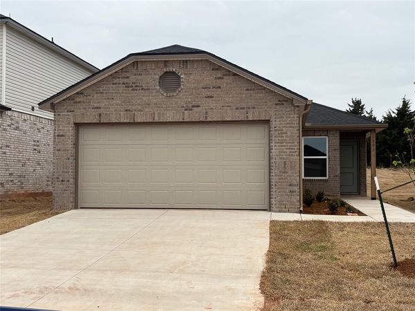 1201 Colt Drive, Guthrie, OK 73044