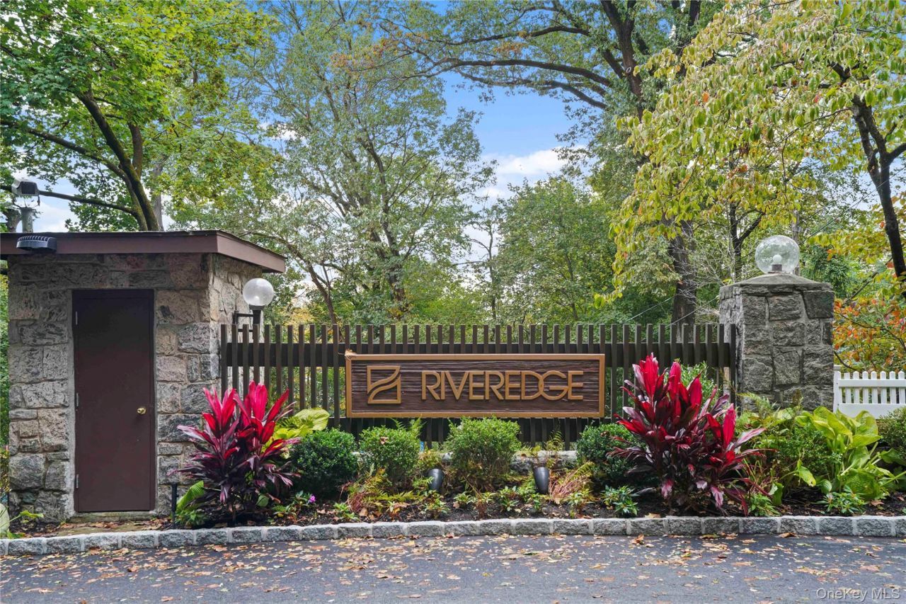 1 David Lane, Unit 4A, Yonkers, NY 10701 Main Photo