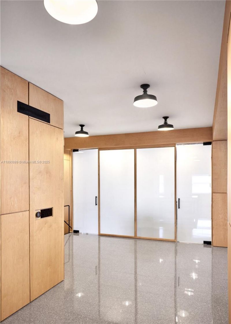 1800 N Miami Ave, Miami, FL 33136 Photo